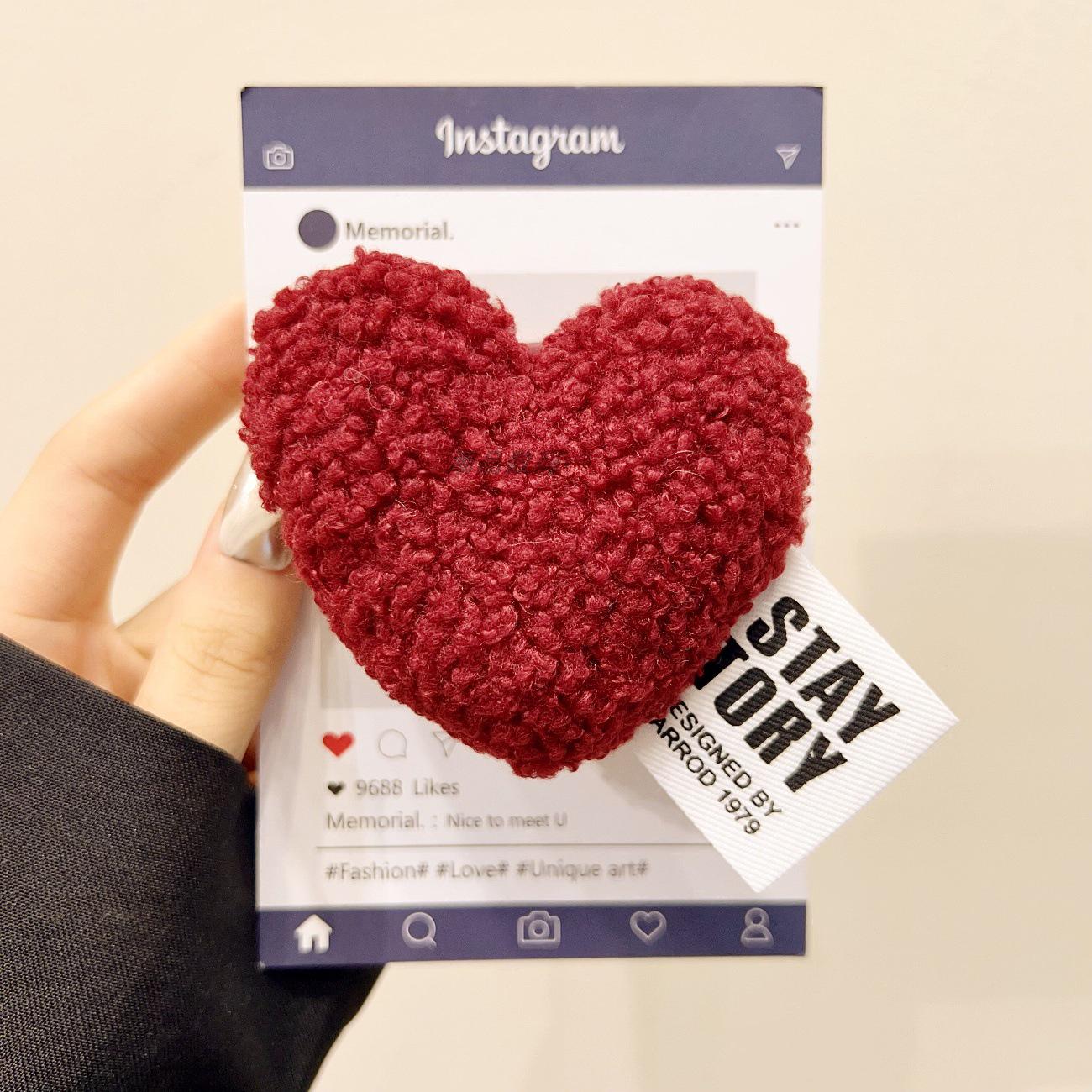 Wine Red Heart MagSafe-Compatible Retractable Phone Holder for Women