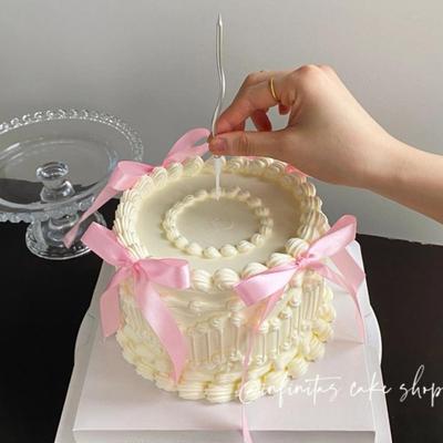 10 Pcs Cake Topper Bow Ribbon Bow Knot Cake Topper Cake Decorating Bow for Heart Cake Vintage Cake Home Holidays Parties