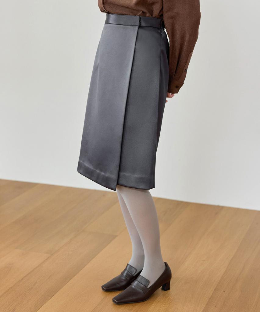 Ibokeuela Joie Wrap Skirt(Satin Gray)