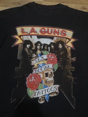 Tops – T-Shirts