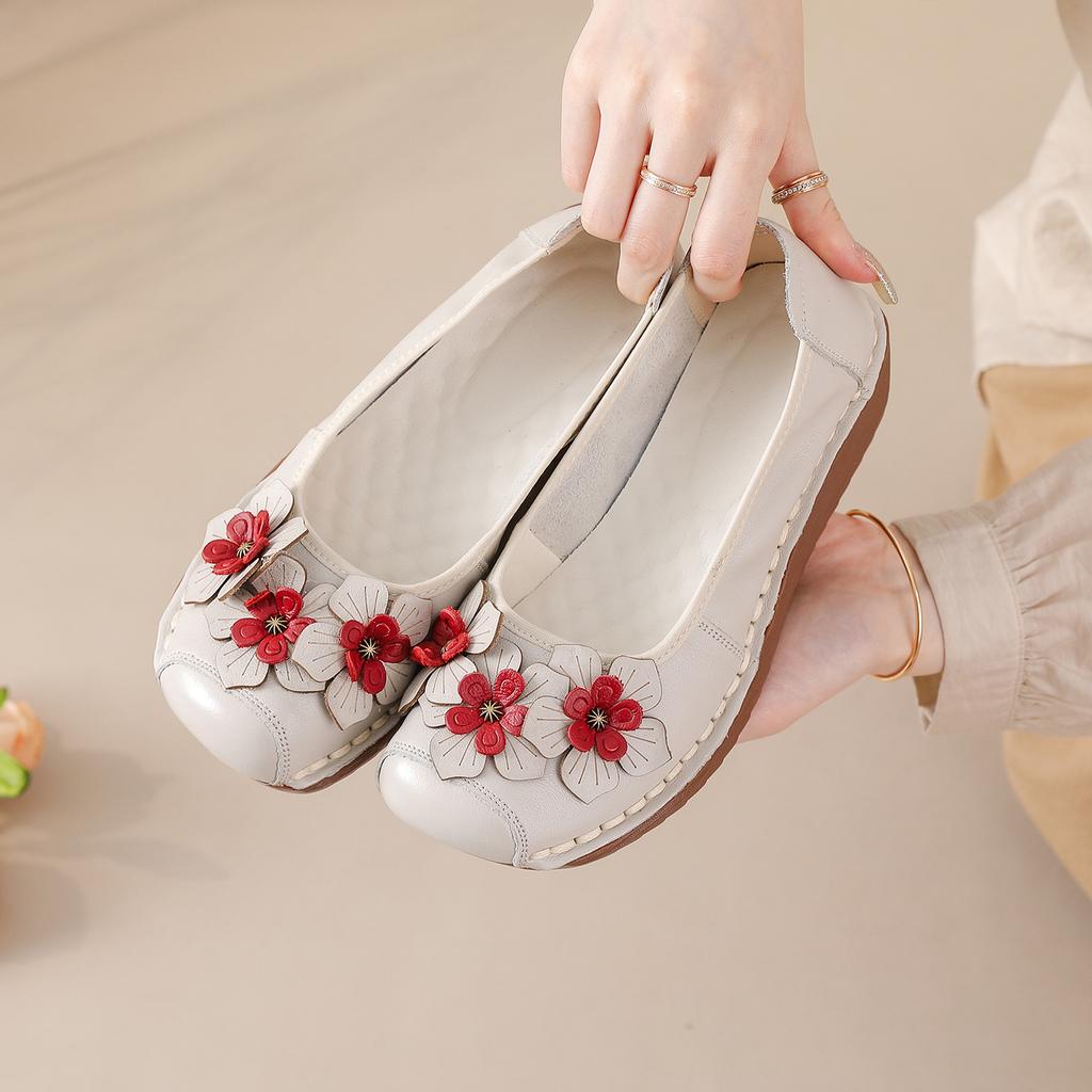 Fashion New Genuine Leather Wedge Pumps Women Med Heeled Pump Slip On Flats Elderly Woman Retro Moccasins Ladies Flat Sole Shallow Shoe