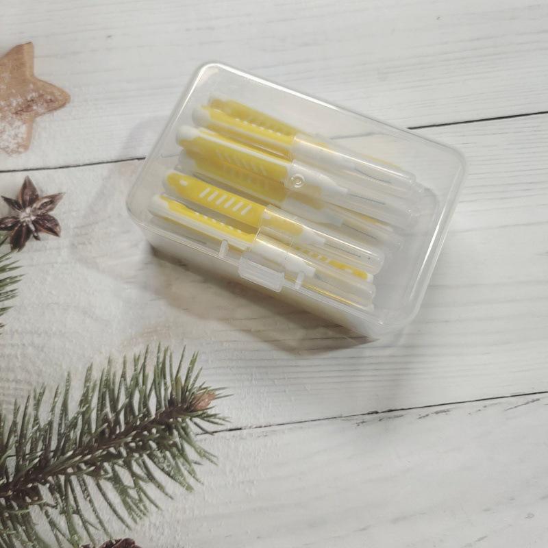 Dual-Color Orthodontic Interdental Brush for Gap and Bracket Cleaning