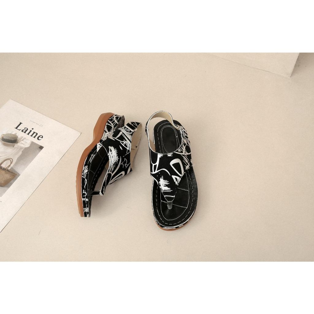 Large Size Herringbone Sandals for Women, Embroidered with Ethnic Style Flowers, with A Back Strap and Sloping Heel Sandals