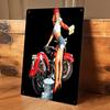 1 Stück: Blechbild im Retro-Stil mit Motorrad und schöner Frau, Wohnzimmer-/Bar-Wanddekoration, Kreative Heimwanddekoration