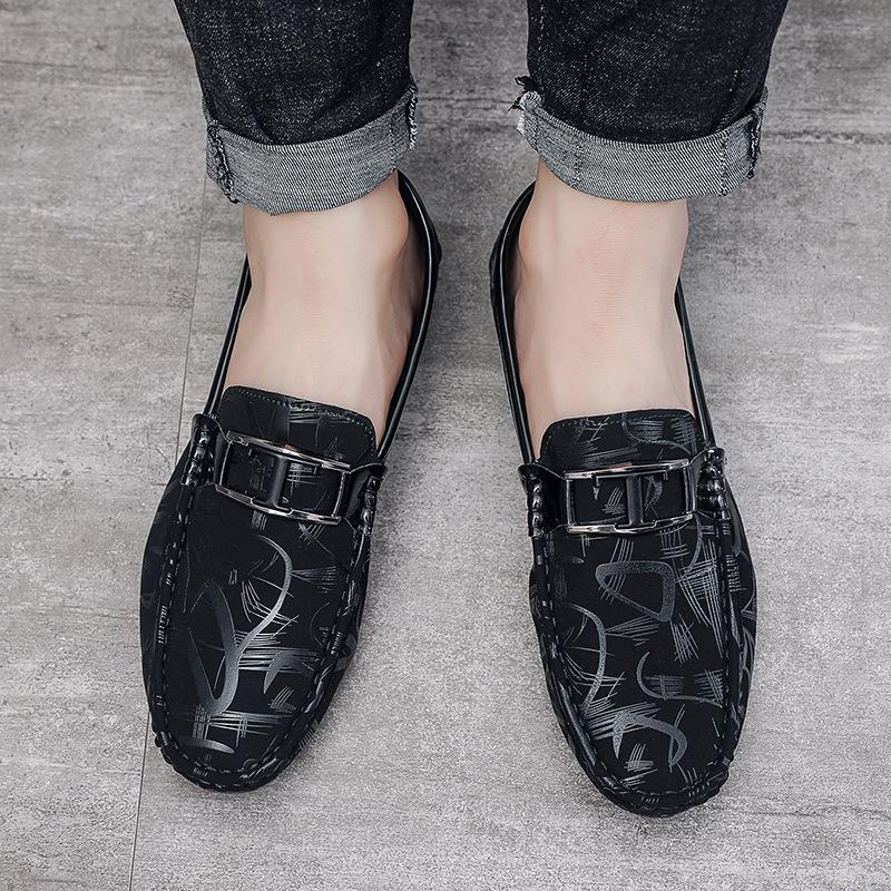 

Summer new 2024 versatile trend men s shoes soft leather soft sole wear-resistant Doudou shoes fashion classic business men s shoes 39