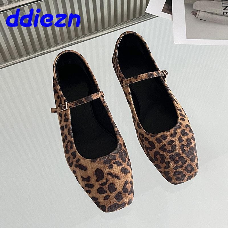Fashion Big Size 43 Footwear Leopard Print Women Mary Janes Shoes Female Designer Shallow Fashion Buckle Strap Ladies Flat With Shoes