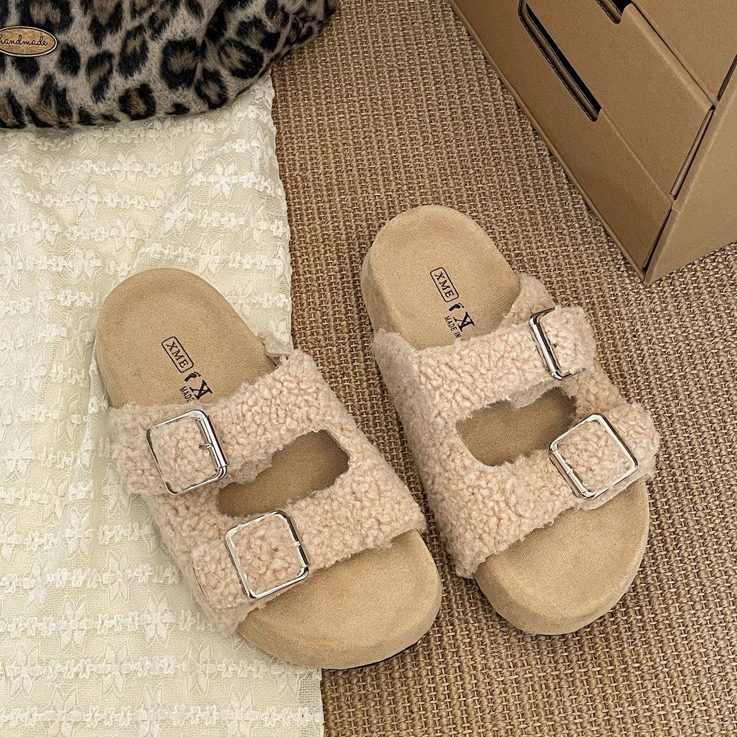 

Ретро популярные черные толстоподошвенные пушистые тапочки для женской уличной обуви 2025 новые осенне-зимние юбочные тапочки на мягкой подошве с перемычкой 40 хаки