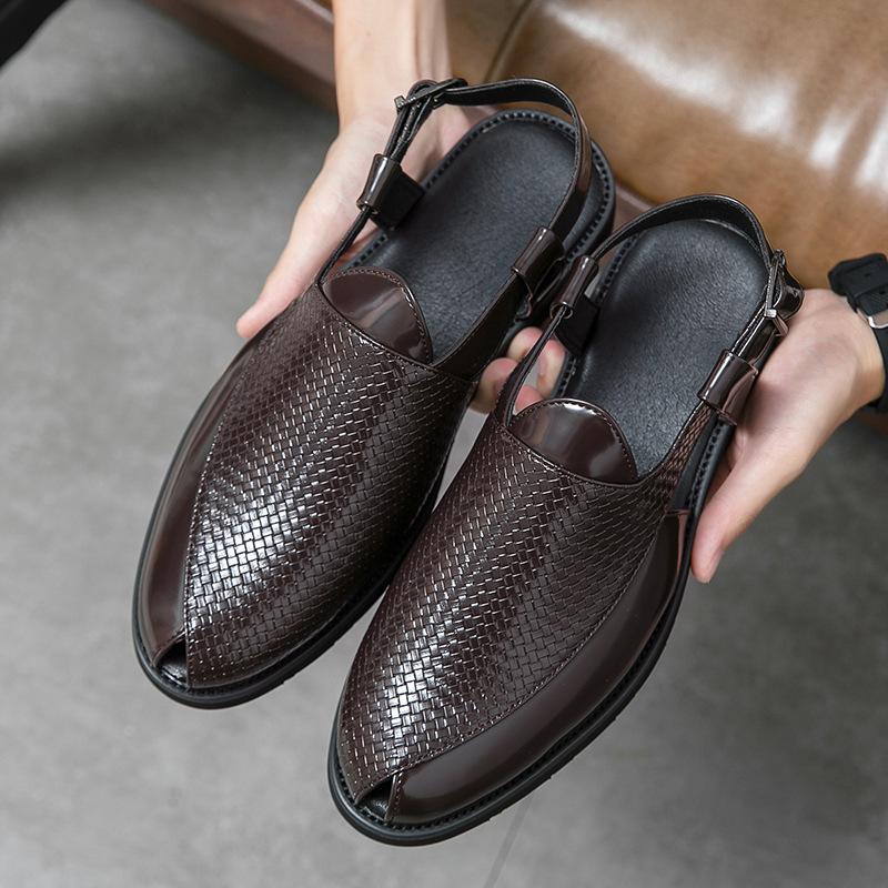 Fashion woven dough leather sandals European and American large size personalized solid color outdoor beach sandals
