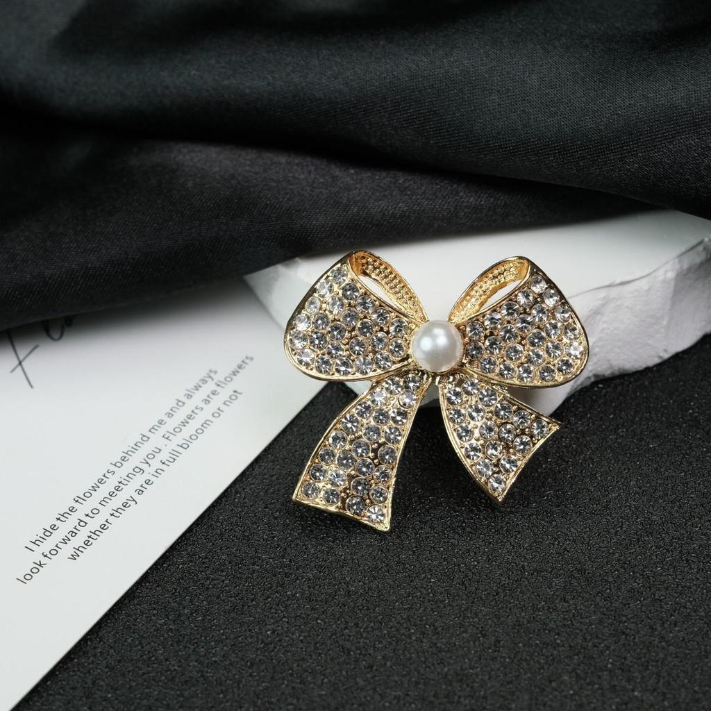 High-End Rhinestone Crystal Beveled Bow Brooch Pin