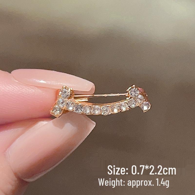 

Элегантная брошь-булавка в виде жемчужной бабочки – изысканный аксессуар для одежды