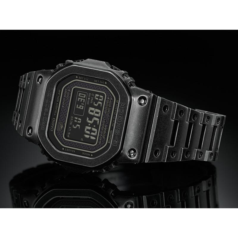 Casio Men's Stainless Steel 200M Water Resistant Shock Resistant Quartz Watch GMW-B5000V-1