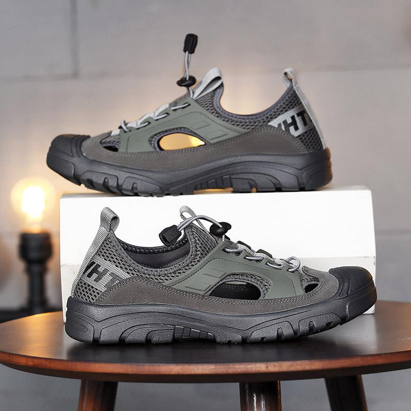 Summer Men's Sandals Classic  Leather Sandals Fashion Outdoor Hiking Shoes Light Breathable Non-slip Sneakers