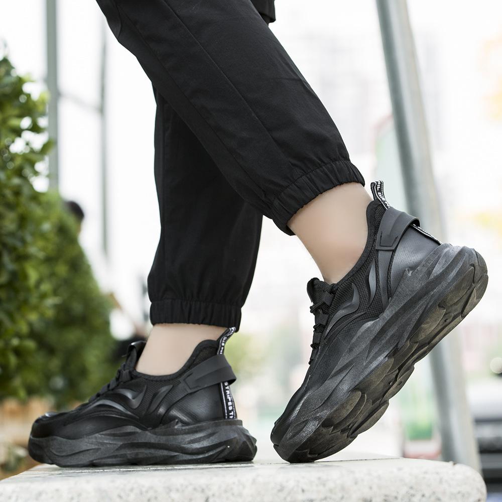 Pánské boty Letní prodyšné ležérní černé platformové zvýšené sportovní boty pro tátu Pánské trendy lehké pletené síťované boty