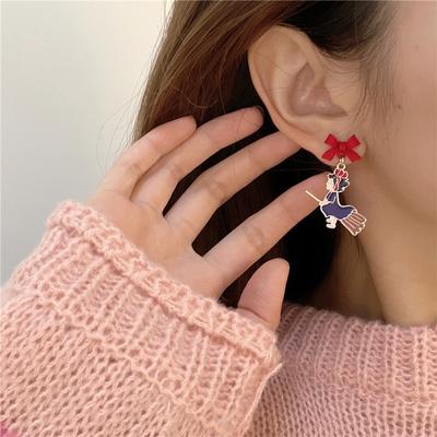 Pendientes de clip con forma de gato negro y bruja japonesa sin perforaciones, divertidos pendientes de clip con forma de lazo de gato con dibujos animados sin perforaciones en las orejas para mujeres y niñas
