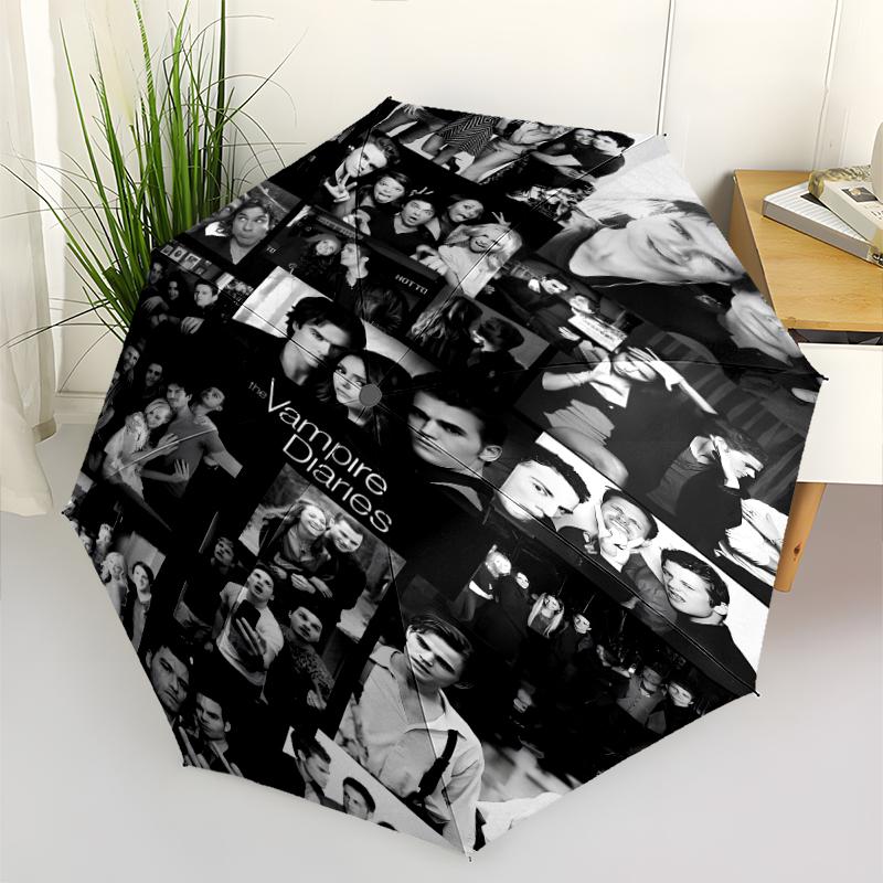 Parapluie Automatique Imprimé The Vampire Diaries, Structure en Fer à 8 Baleines, Poignée en Plastique, Convient pour les Voyages en Plein Air et le Quotidien, Cadeau Idéal