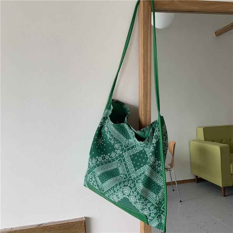 Women's New Fashion Korean Edition Women's Bag Single Shoulder Casual Cashew Flower Bag Single Shoulder Bag Totem Printed Casual Women's Bag