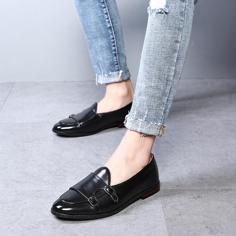 2025 New Luxury Brand Leather Shoes for Men Stylish Male Slip-On Business Shoes Mens Slip On Loafers Classic Men's Wedding Shoes
