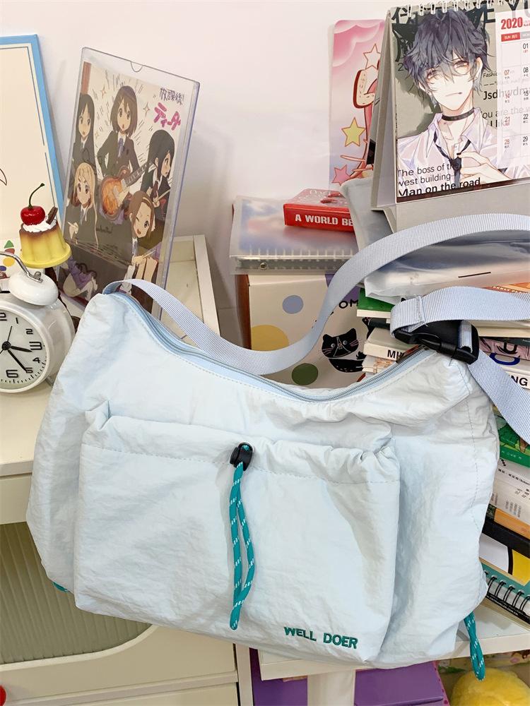 2025 Herbst ausländischer Stil Persönlichkeit Mode Trend große Kapazität Tasche Nischen Design lässig Damen Schulter Umhängetasche