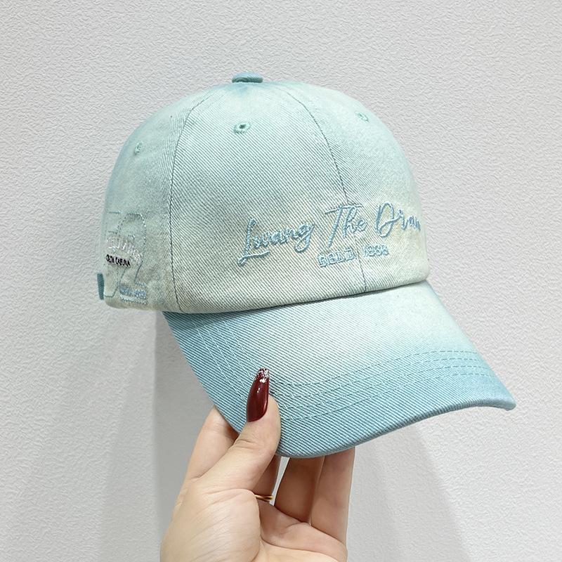 Embroidered Letter & Number Simple Baseball Cap, Outdoor Couple Sun Protection Casual Duckbill Hat, Adjustable Polyester Woven, Holiday Theme