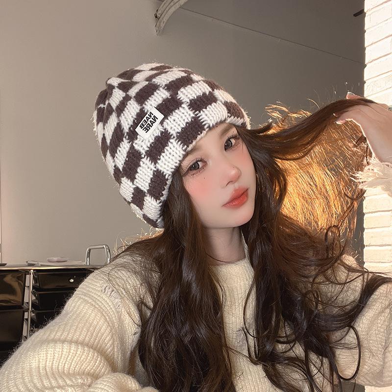 Checkerboard Plaid Knitted Hat for Women In Autumn and Winter Korean Style Niche Big Head Wool Hat Japanese Face Showing Small Christmas Hat