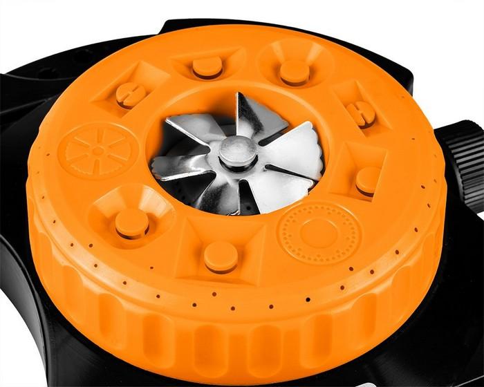9-Function Garden Sprinkler With Mounting Pins - T N15-780