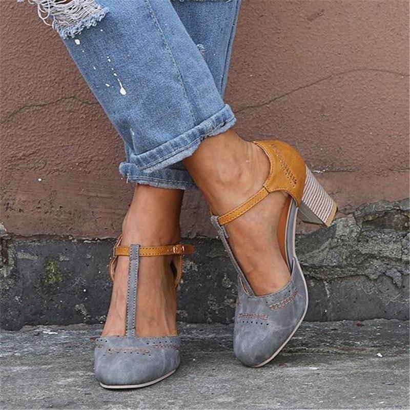 Summer New Fashion Women'S High Heel Sandals Ladies Pointed Toe Sandals Chunky Heel Shoes Plus Size 35-43
