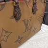 [Pre-Owned] Louis Vuitton Onthego MM 'Brown Giant Monogram/Brown Monogram Reverse Canvas' - Very Good #FCPG2