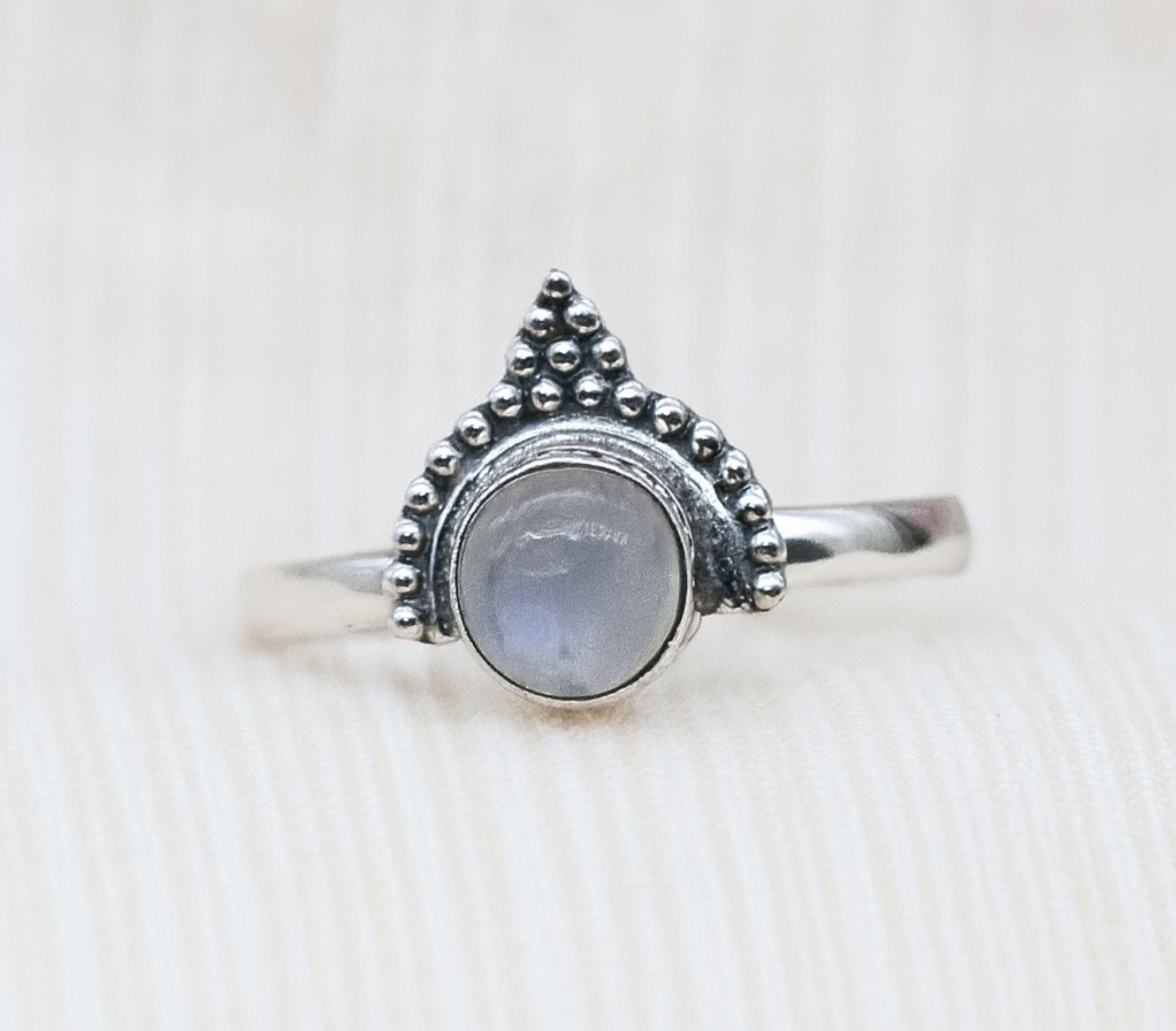 

Круглое кольцо из лунного камня из стерлингового серебра 925 пробы, белый драгоценный камень, изящное украшение для женщин 12 серебряный