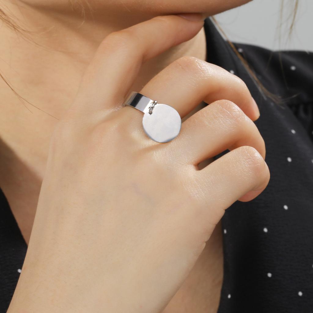 Dreamtimes Fashion Women's Ring Stainless Steel Round Heart Pendant Korean Couple Ring Jewelry Engagement Gift