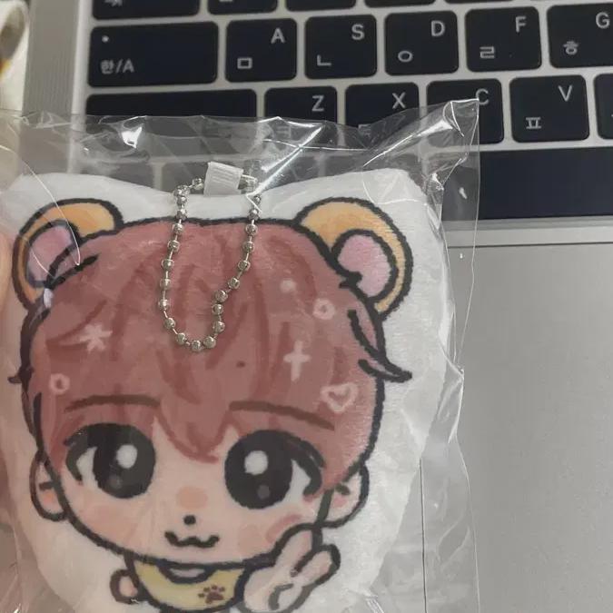 

ENHYPEN Хисын Брелок-подушка