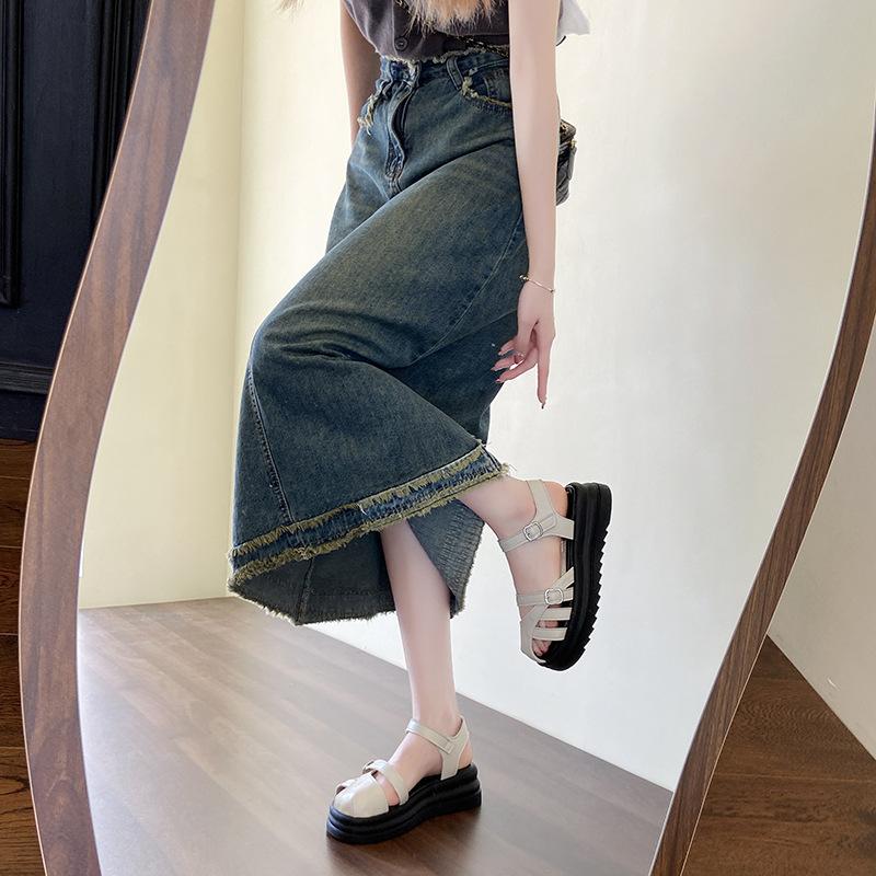 Woven Hollow Tire Cow Pure Leather Retro Roman Sandals 2025 Summer New Popular Fashion Versatile Pig Cage Shoes Women