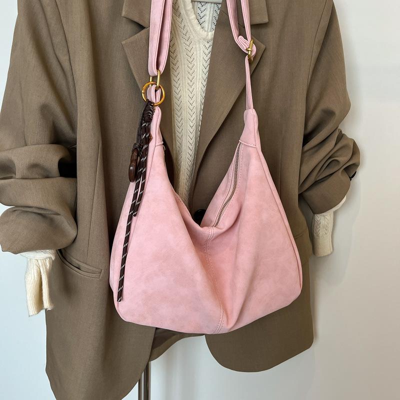 

Ретро мода сумка подмышку большой вместимости женская 2025 новая зимняя сумка-тоут с плиссированной текстурой повседневная сумка через плечо розовый