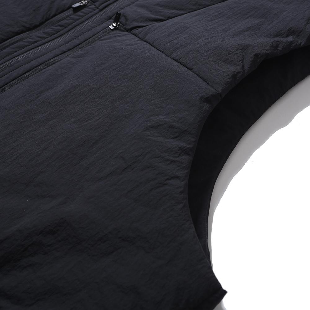 Moif [Aw23]Hooded Crop Vest / Black