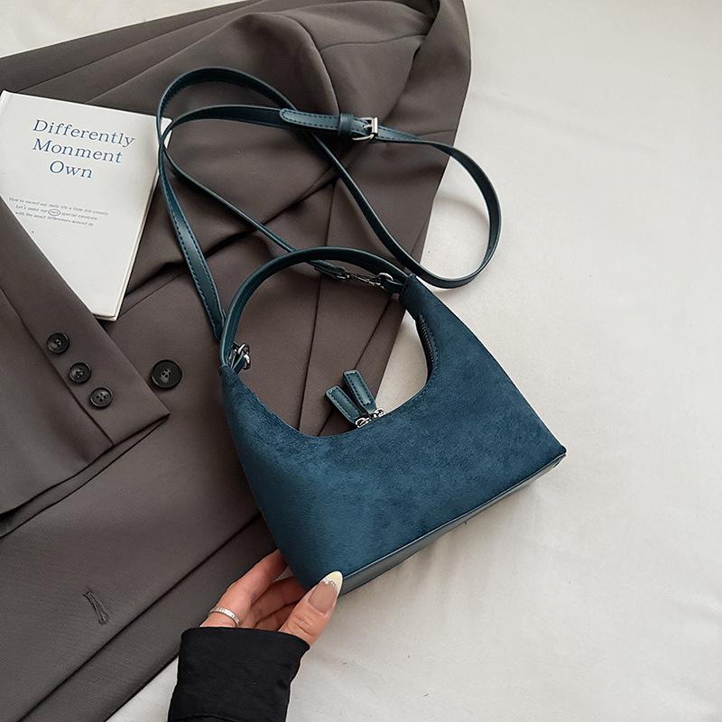 High-end niche bag women's autumn and winter new retro messenger bag casual portable dumpling bag