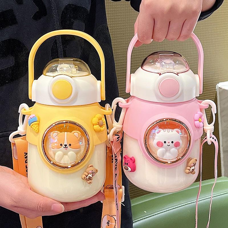 Süße Kinderwasserflaschen mit Strohhalm für Mädchen Kinder 820ml Große Kapazität Kawaii Cartoon Schüler Schule Reise Wasserbecher