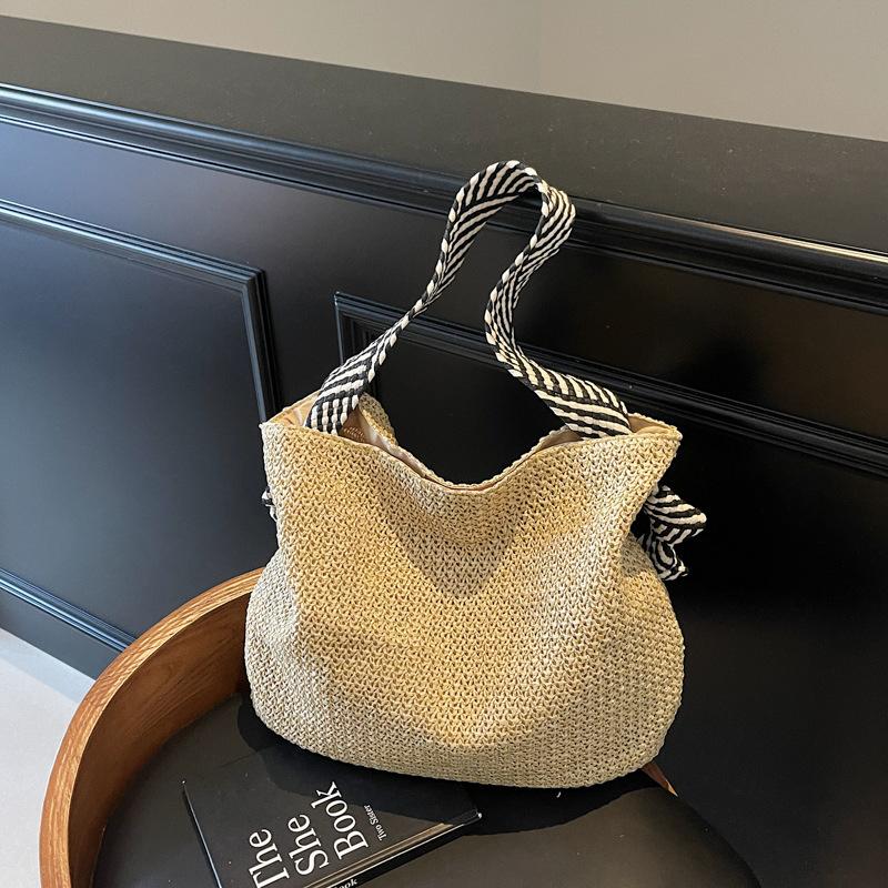 

Large capacity straw bag women s summer new seaside vacation woven beach bag commuter shoulder tote bag бежевый