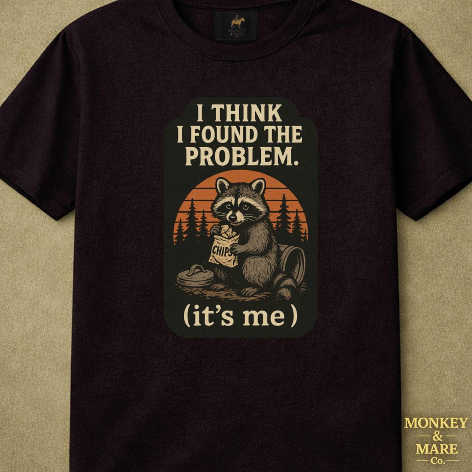 Funny Raccoon Shirt, I Think I Found The Problem (Its Me) Tee, Guilty Raccoon Graphic T-Shirt, Self Deprecating Humor Gift M