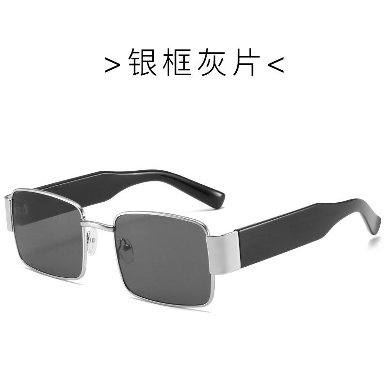 

Fashion Female Metal Sun Glasses Woman Brand Punk Small Frame Square Sunglasses Retro Designer Vintage Rectangle