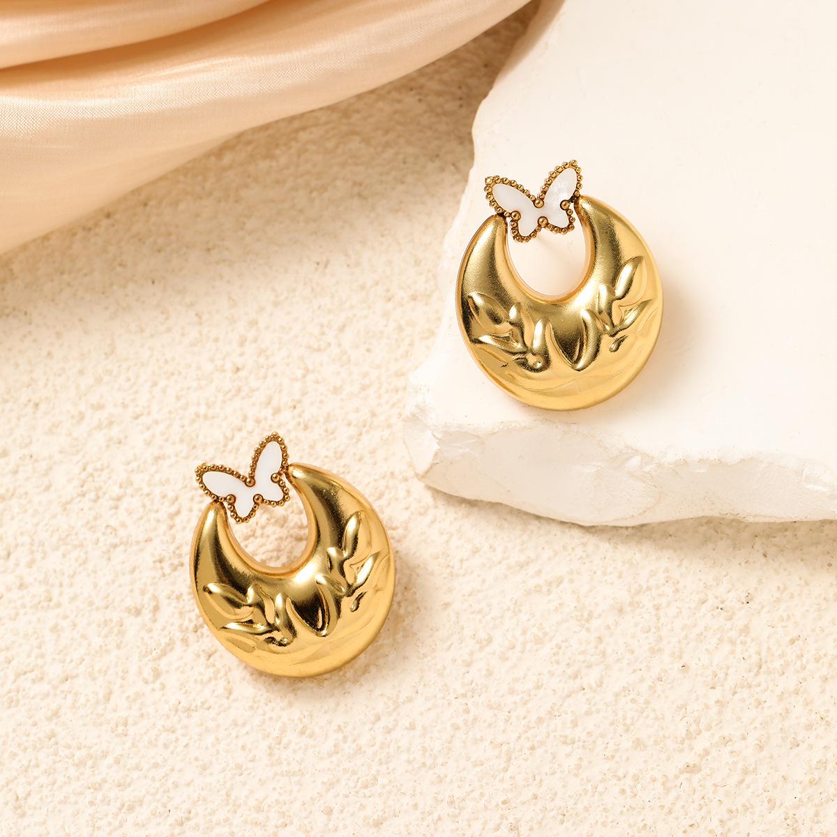 Classic European & American Metal Butterfly Half-Moon Earrings: Trendy, Versatile, & Fashionable Design