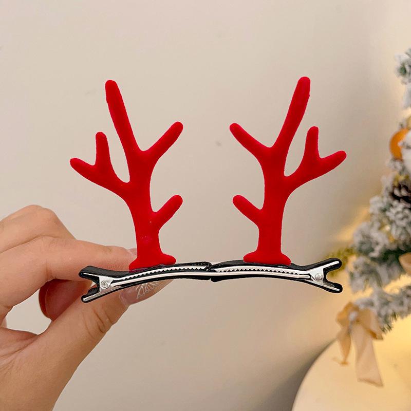 

2025 Cute Christmas Antler Hair Clip for Kids: Cartoon Side Clip