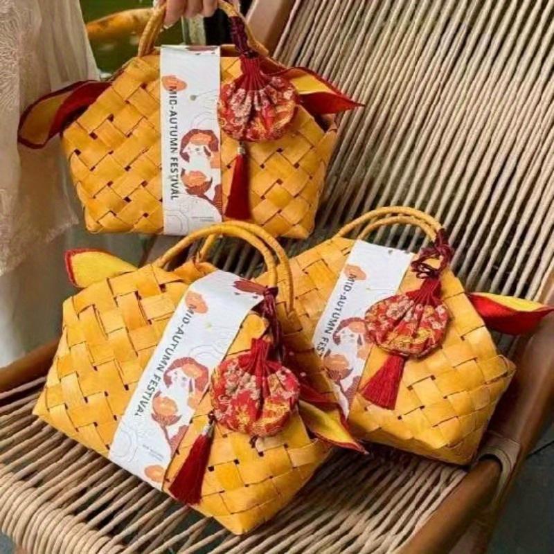 1pc Handcrafted Rustic Woven Basket with Handle - Traditional Style Decorative Flower Basket, Gift Box for Hotel and Home, Vintage Home Decor