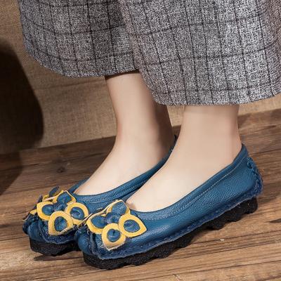 Cowhide Women's Shoes Soft Sole Shallow Mouth Flat Heels Comfortable Mother Shoes Flower Single Shoes Round Head Middle Heel Doudou Shoes