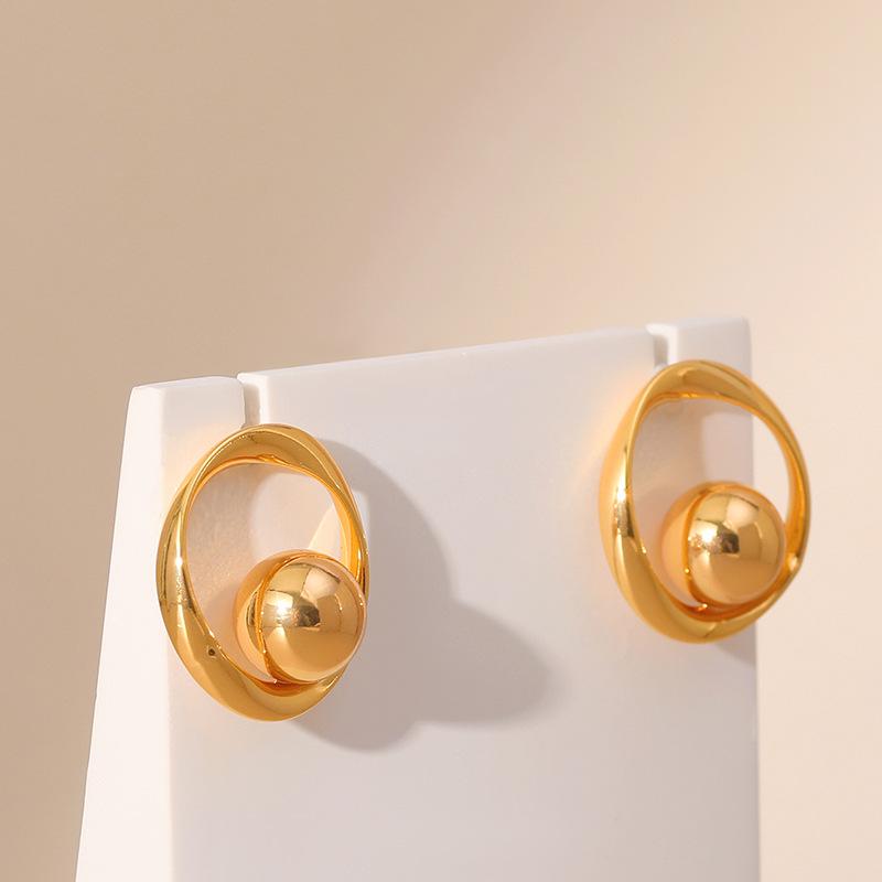 Fashion Ol Style 18k Gold Plated Round Ball Short Stud Earrings