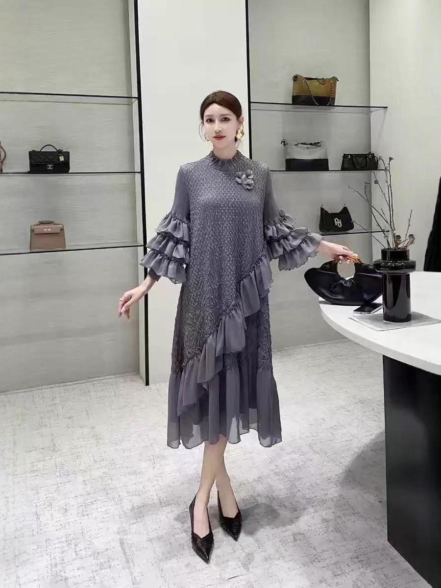 

Элегантное длинное платье большого размера с вышивкой и оборками - Европейский и американский стиль One Size (40-100kg) серый