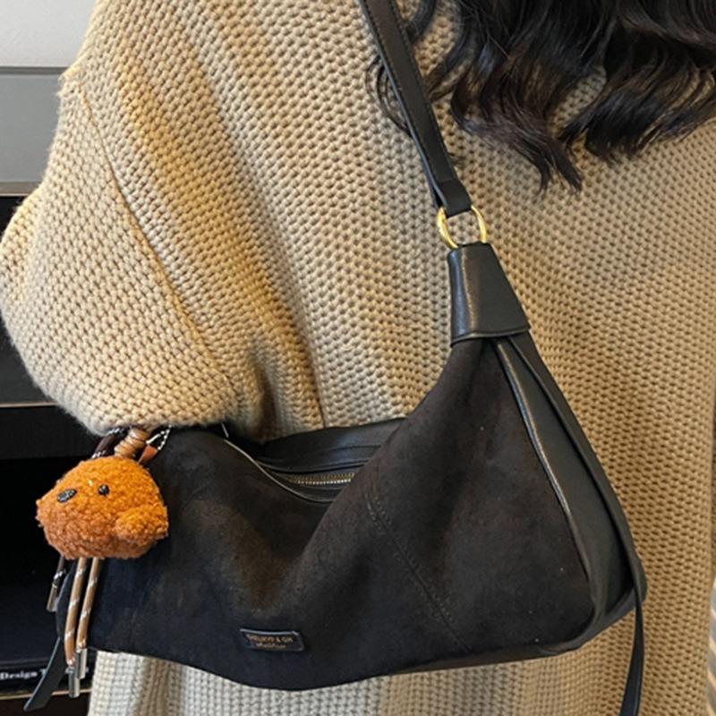 Retro niche simple bag new winter messenger bag casual and fashionable women's shoulder armpit bag