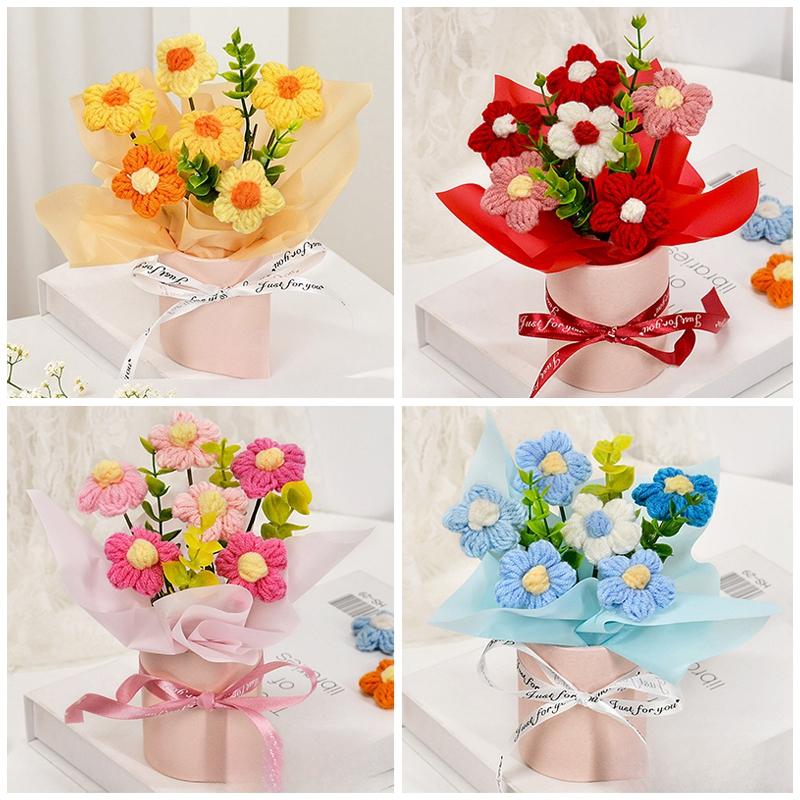 Knitted Flower Bouquet Crochet Rose Flowers Hugging Bucket Christmas Teacher's Day Gift Artificial Flowers Crochet Bouquet