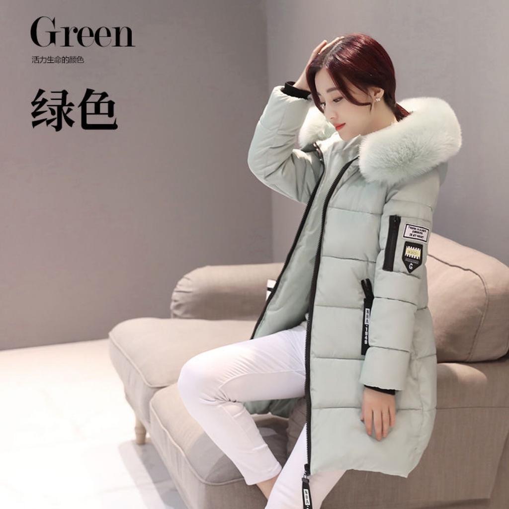 Hooded Women's Medium and Long Cotton Jacket, New Cotton-padded Clothes, Women's Slim and Thin Big Fur Collar Jacket, Down Cotton Clothes.
