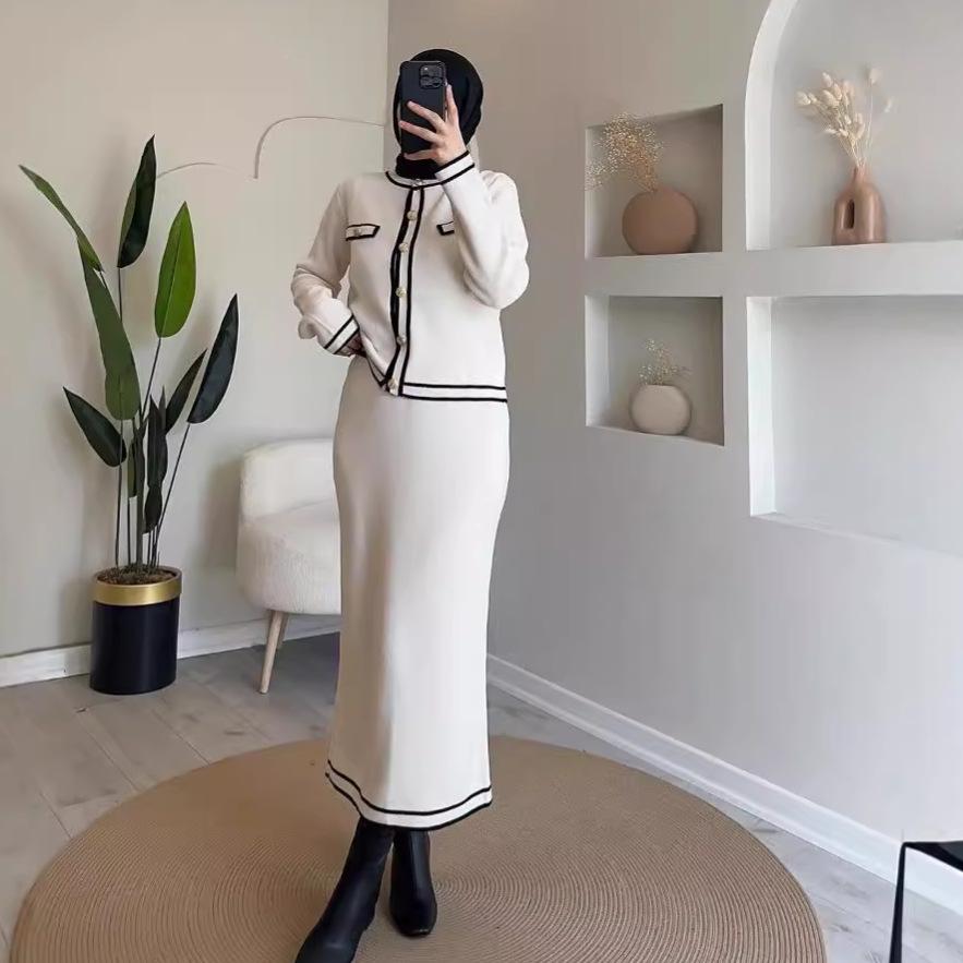 2024 Autumn European & American Color Block Two-Piece Set: Little Fragrant Style Short Top with Slimming Midi Skirt