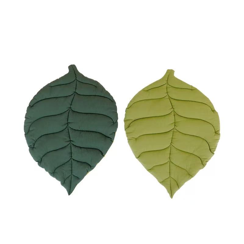 

Leaf Shaped Carpet Breathable Pets Double Sided Pad Floor Rugs Washable Carpet Mat Cooling Summer Pad Mat For Dogs Bed Mat Sleep зелёный