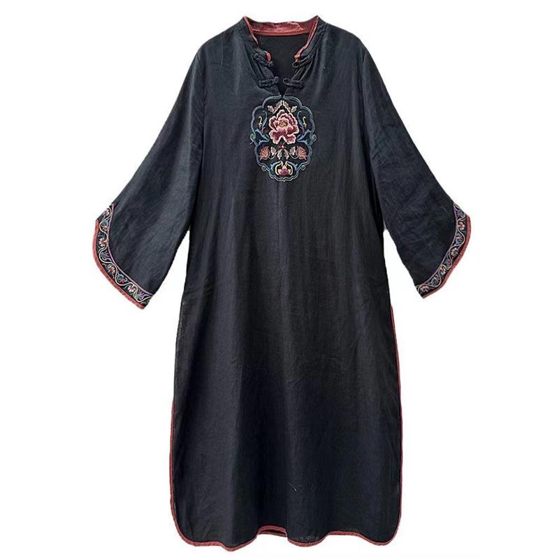Chinese Style Women Vintage Embroidered Stand Collar Spring Autumn Vestment Clothing